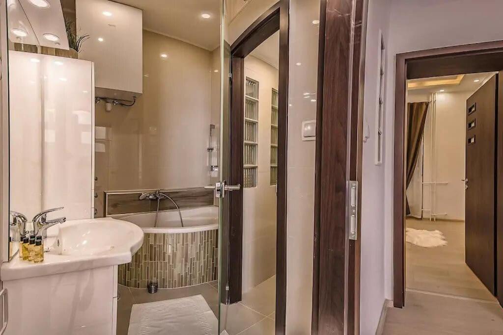 Szechenyi Renovated 2Br At Danube River Budapesta Exterior foto